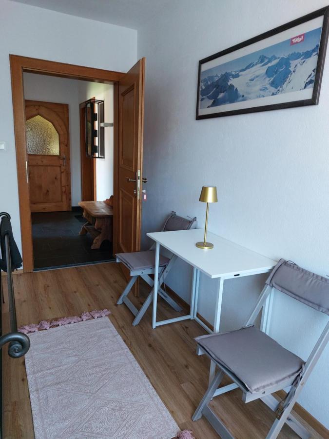 インスブルックHaus Muiggアパートメント エクステリア 写真